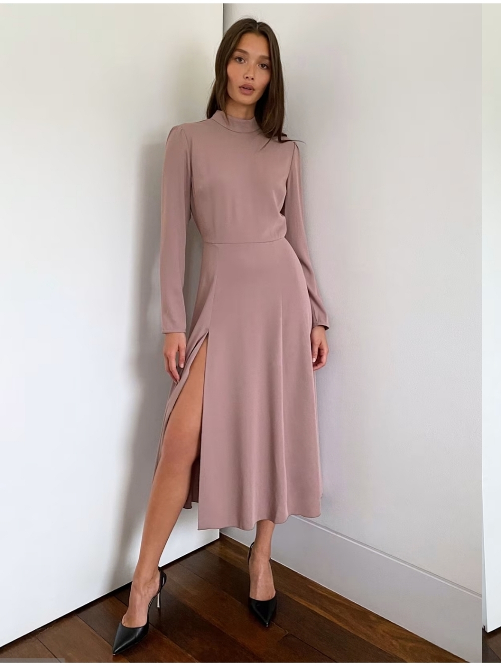 Babaton Mauve Long-Sleeve Mock-Neck Midi Dress w/ Side Slit Sz 8